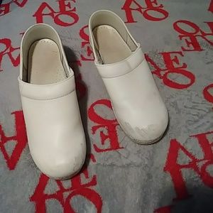 White Dansko